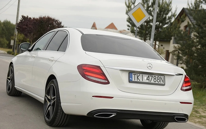 Mercedes-Benz Klasa E cena 176900 przebieg: 86000, rok produkcji 2020 z Daleszyce małe 596